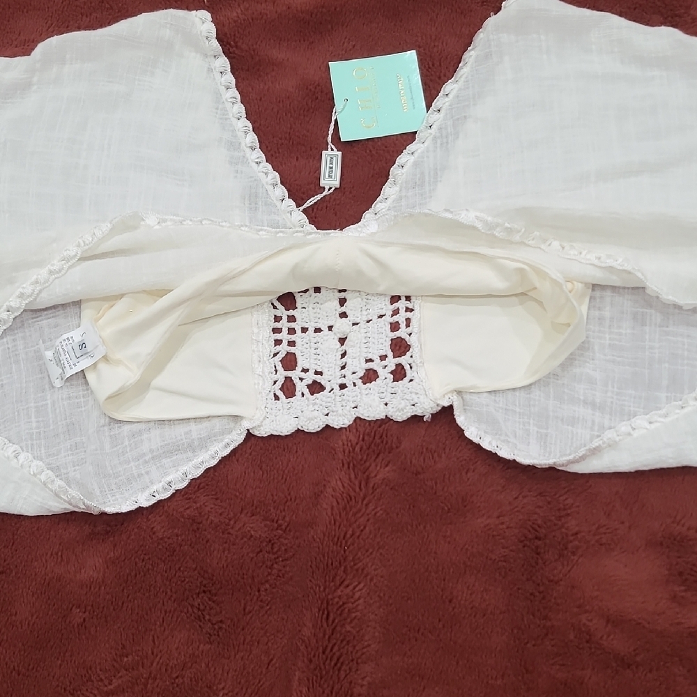 White Lace Trim Crop Top